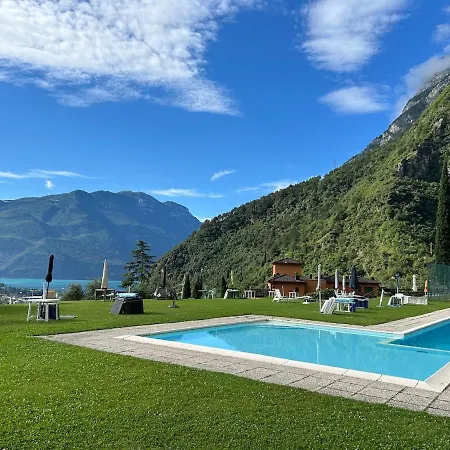 Bonbon Dom View * Varone